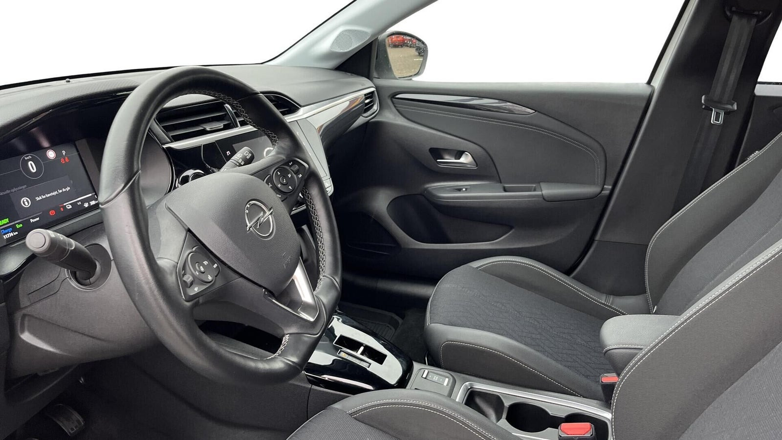 Hvid Opel Corsa-e fra 2024