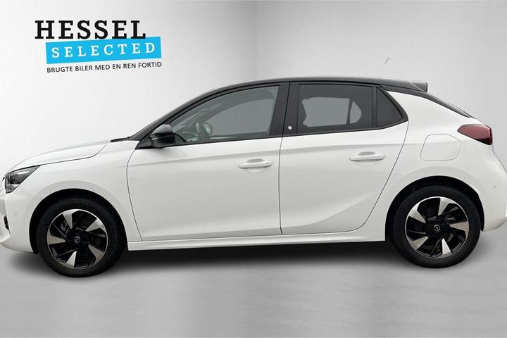Hvid Opel Corsa-e fra 2024