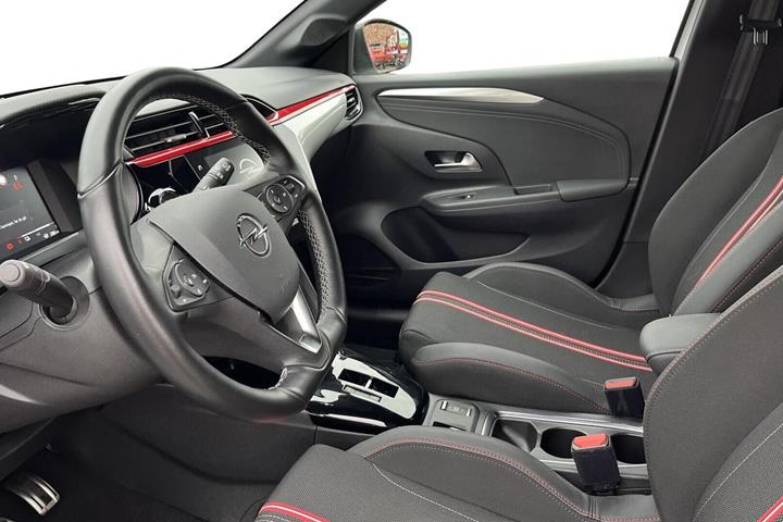Hvid Opel Corsa-e fra 2024