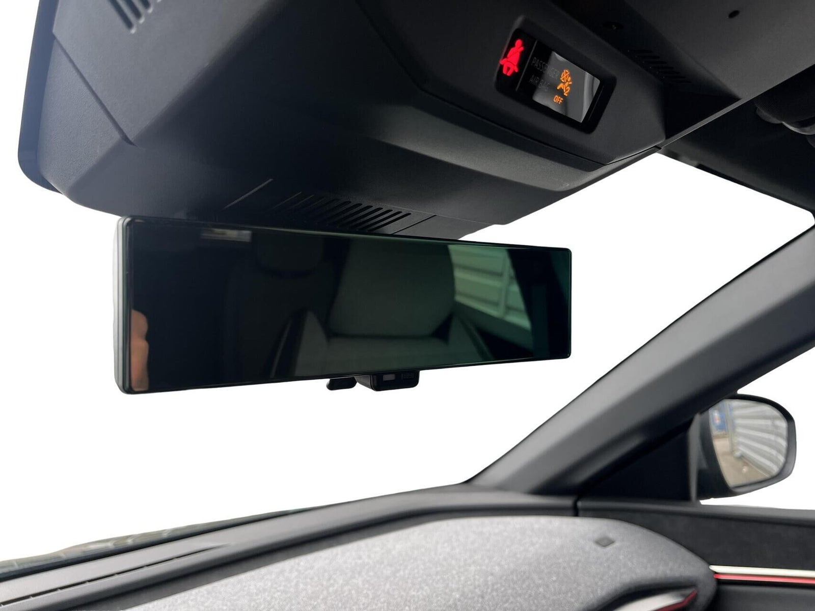 Sort Renault Megane E-Tech fra 2023
