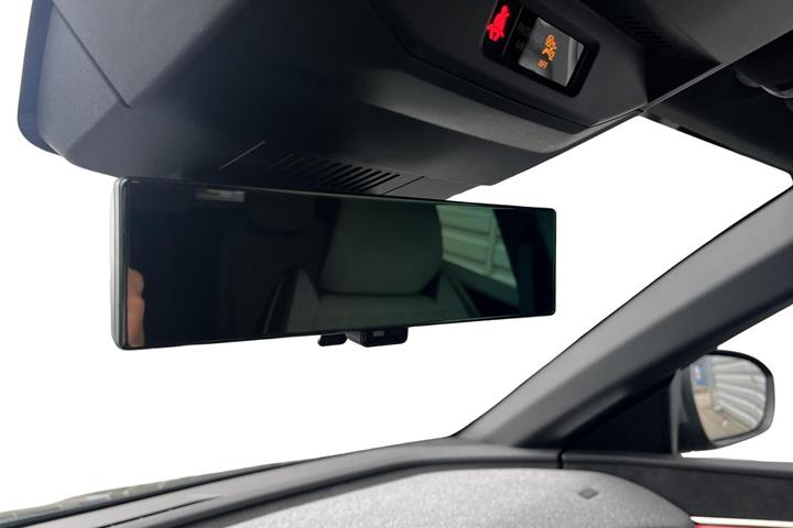 Sort Renault Megane E-Tech fra 2023