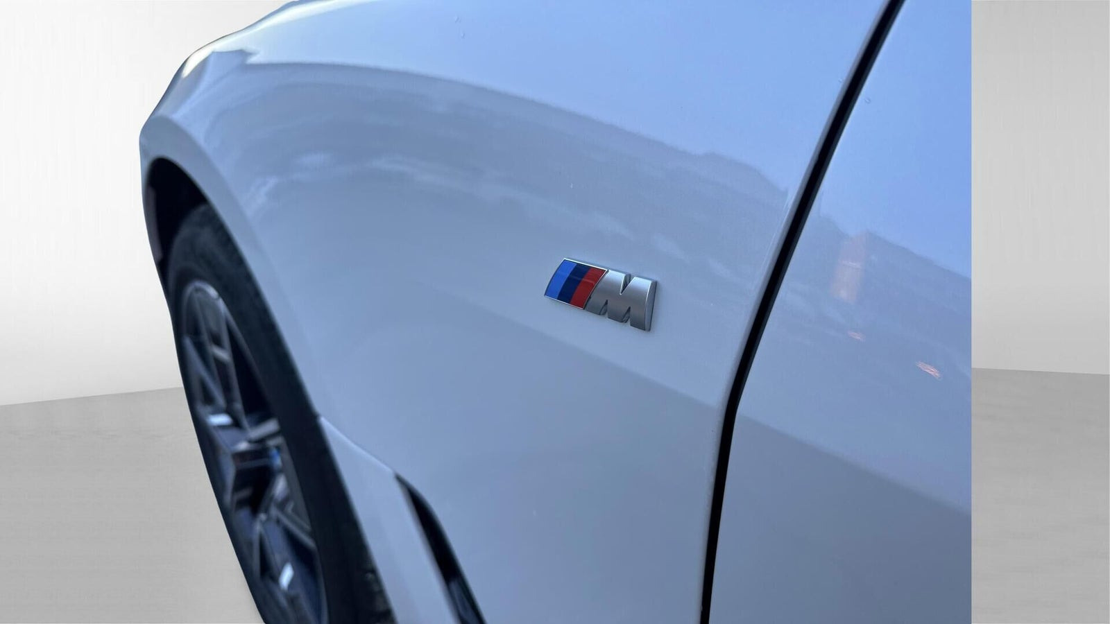Hvid BMW i4 fra 2025