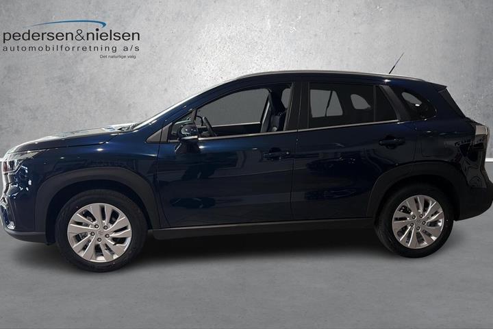 Blå Suzuki S-Cross fra 2025