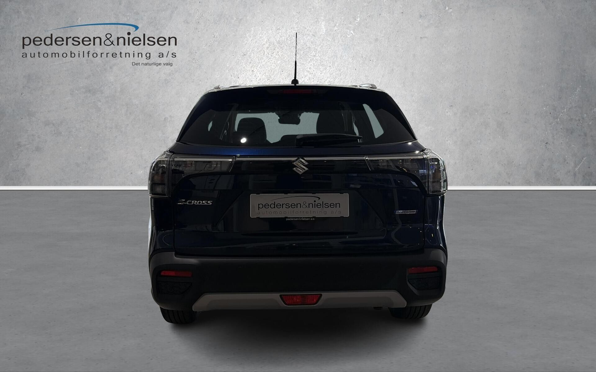 Blå Suzuki S-Cross fra 2025