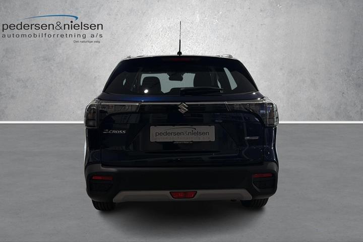 Blå Suzuki S-Cross fra 2025
