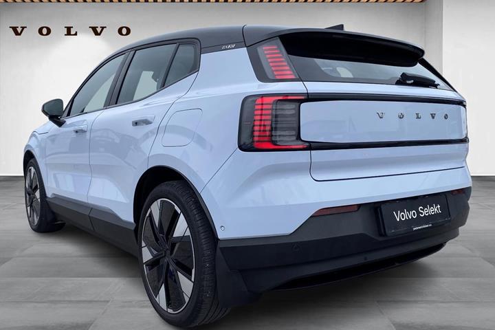Blå Volvo EX30 fra 2024