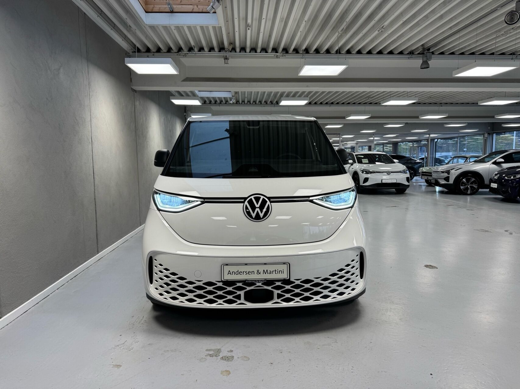 Hvid VW ID.Buzz Cargo fra 2024