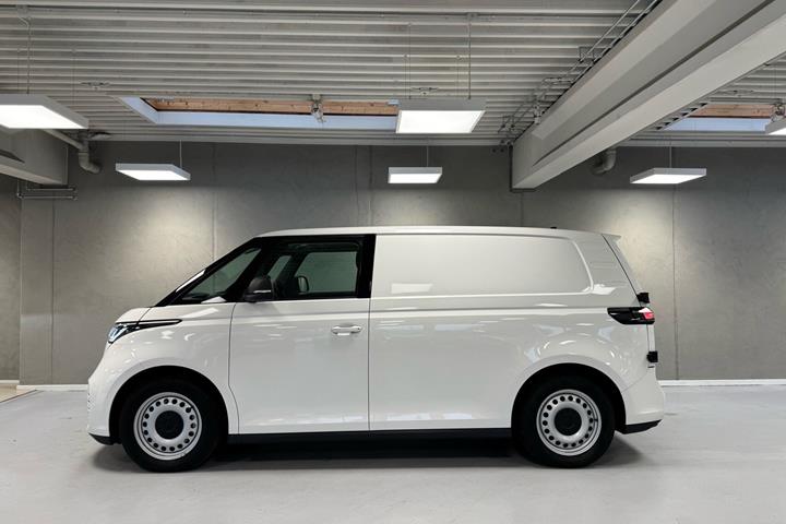 Hvid VW ID.Buzz Cargo fra 2024
