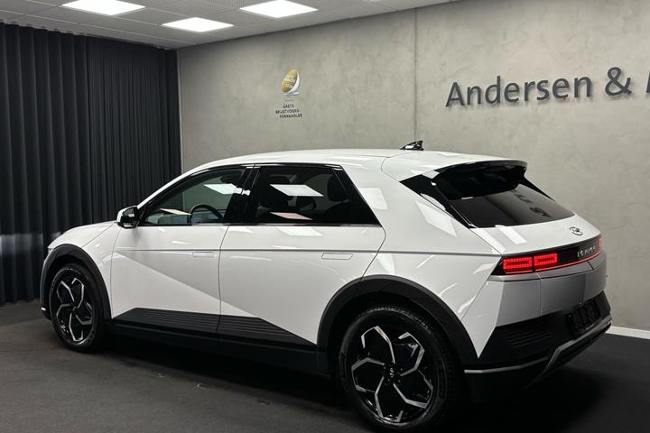 Hvid Hyundai Ioniq 5 fra 2024