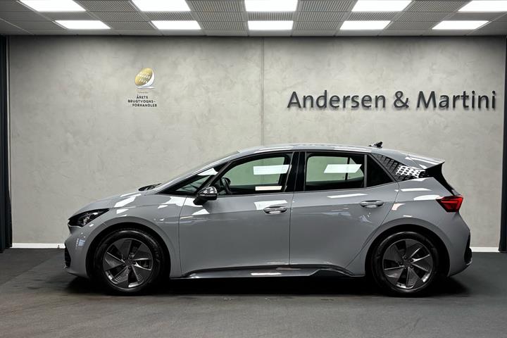 Grå Cupra Born fra 2023