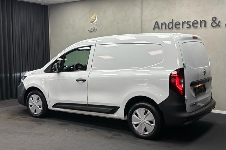 Hvid Nissan Townstar fra 2024