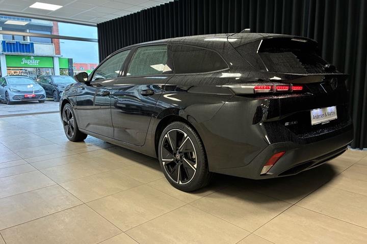 Sort Peugeot E-308 fra 2025
