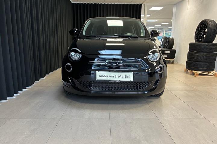 Sort Fiat 500e fra 2023