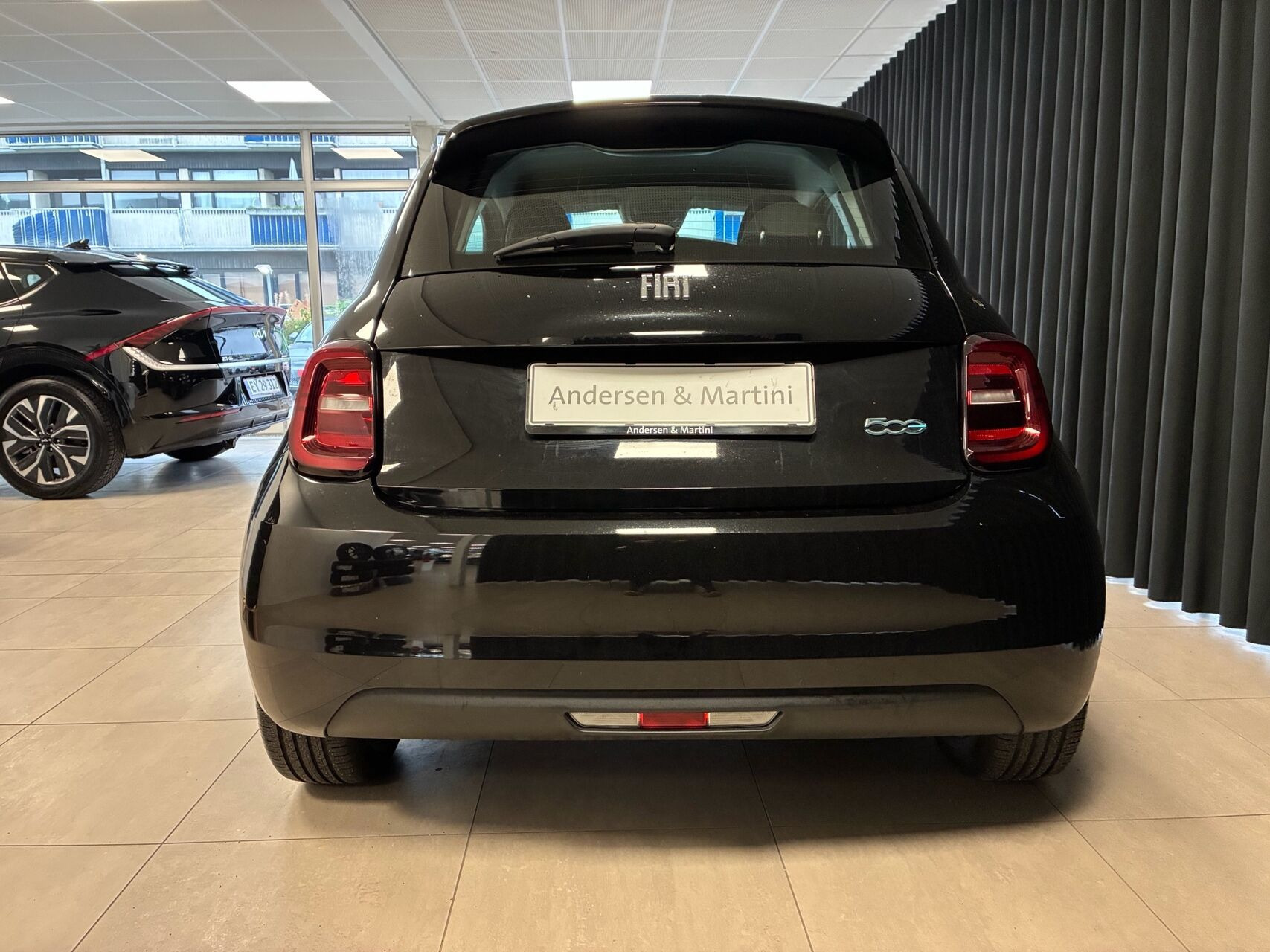 Sort Fiat 500e fra 2023