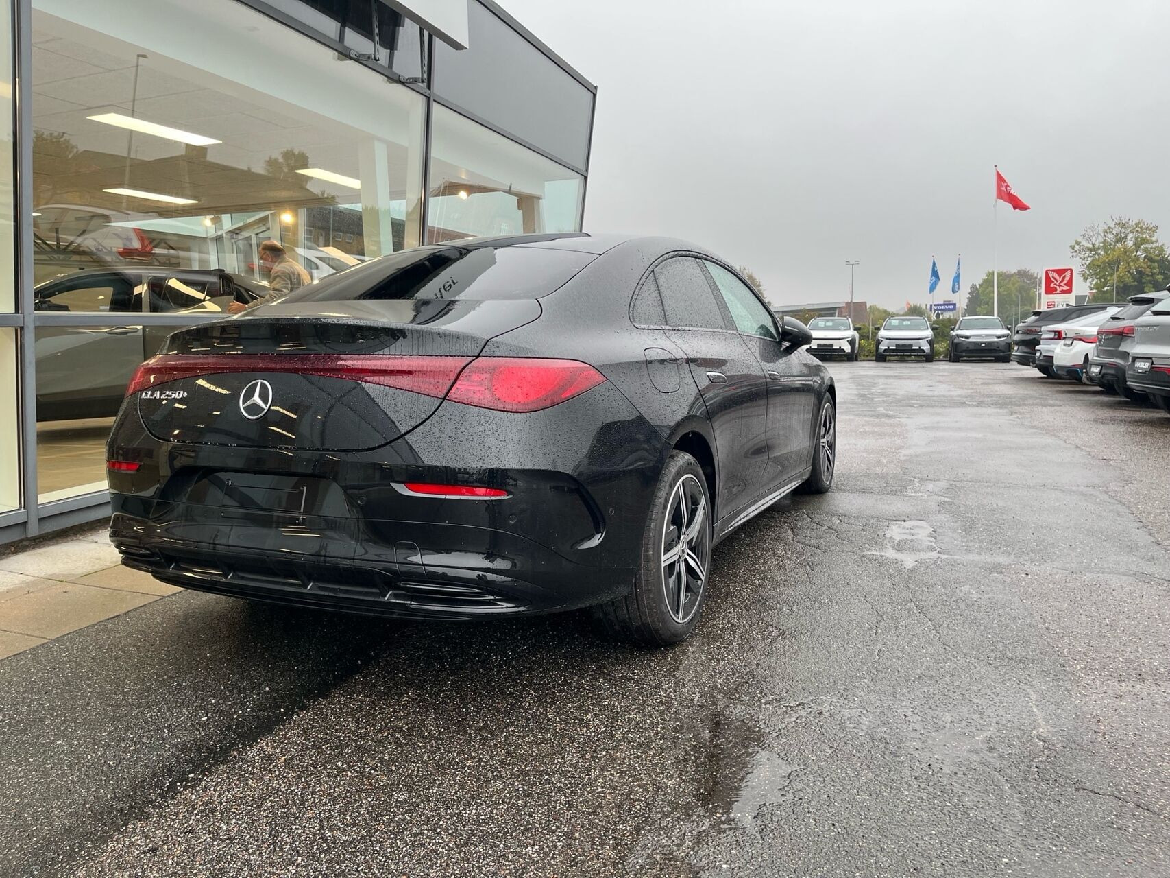 Sort Mercedes CLA250+ fra 2026