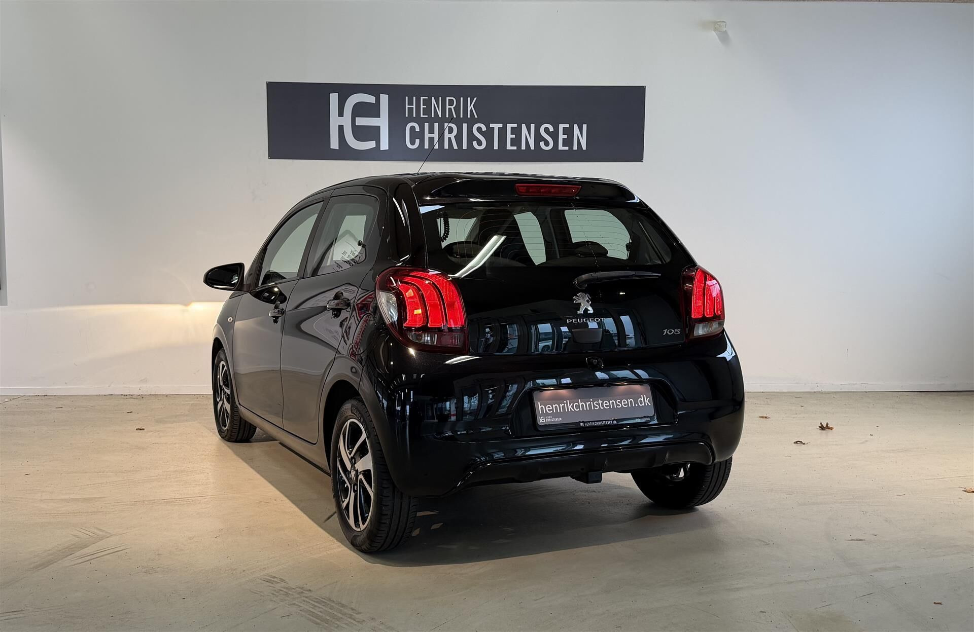 Sort Peugeot 108 fra 2019