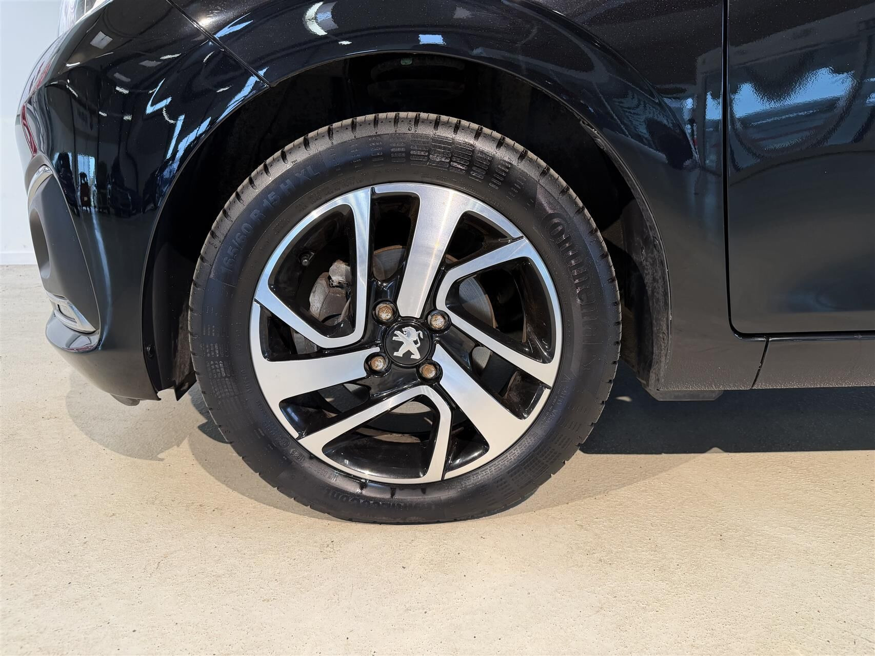 Sort Peugeot 108 fra 2019
