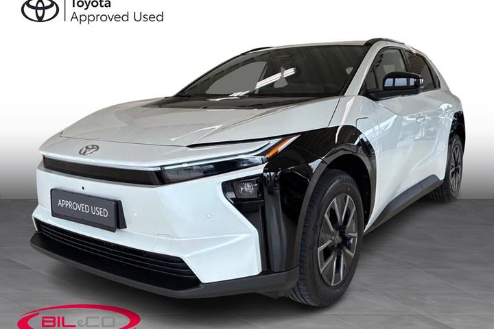 Hvid Toyota BZ4X fra 2026