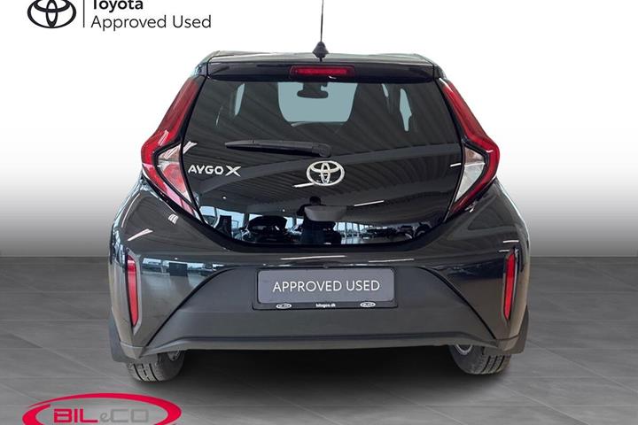 Sort Toyota Aygo X fra 2022
