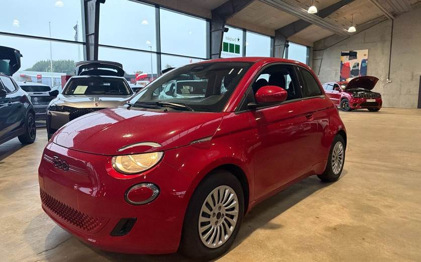 Fiat 500e EL RED 118HK 3d Aut.
