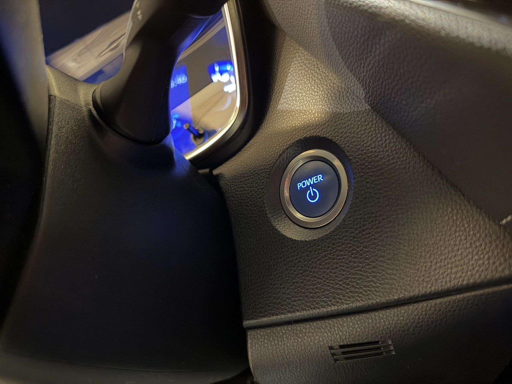 Brun Toyota Corolla fra 2019