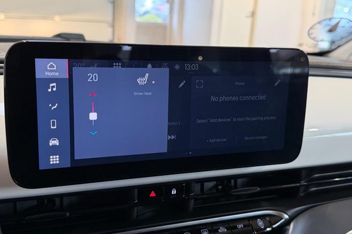 Hvid Fiat 500e fra 2024