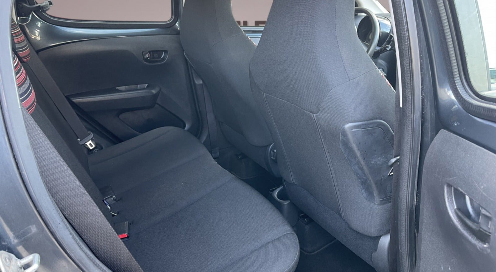 Grå Citroën C1 fra 2017