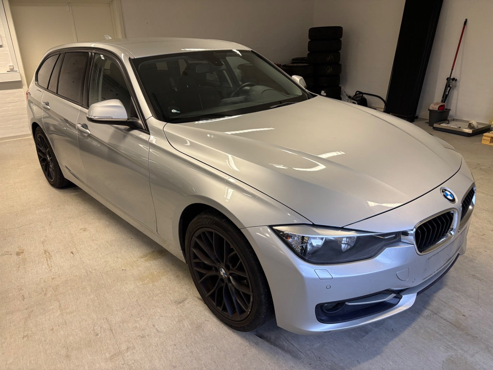 undefined BMW 320d fra 2015