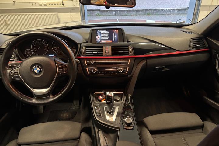 undefined BMW 320d fra 2015