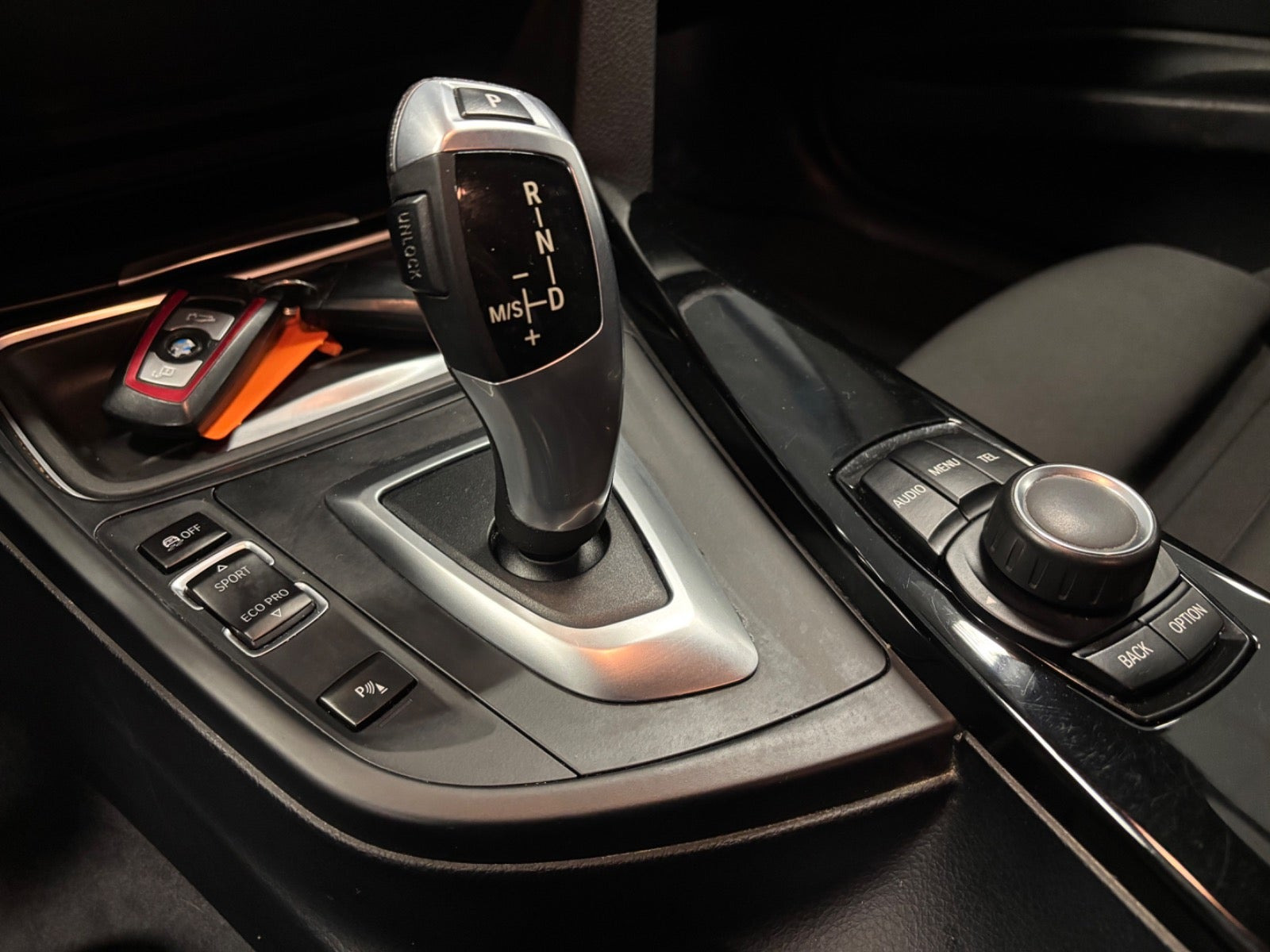 undefined BMW 320d fra 2015