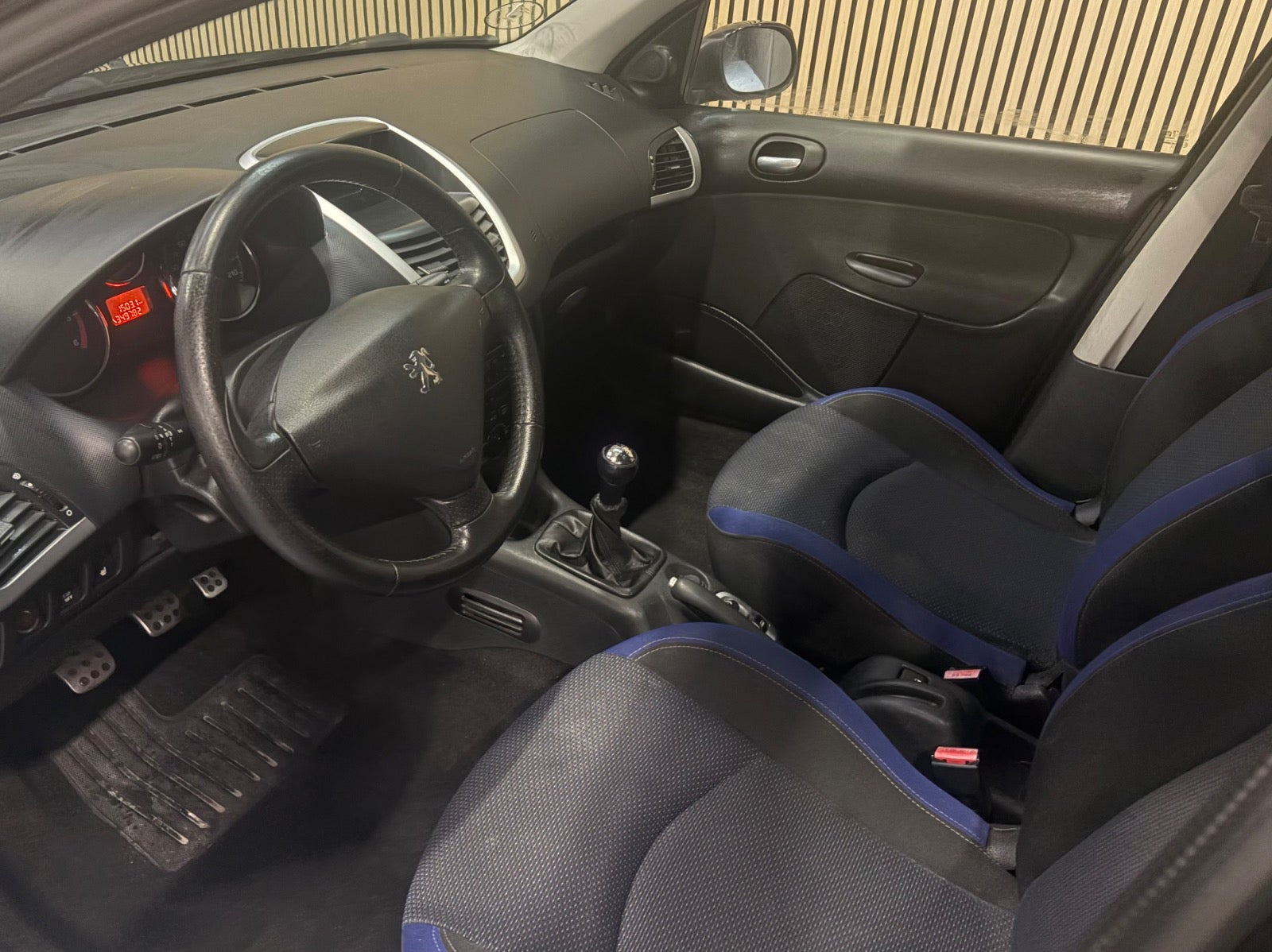 undefined Peugeot 206+ fra 2012