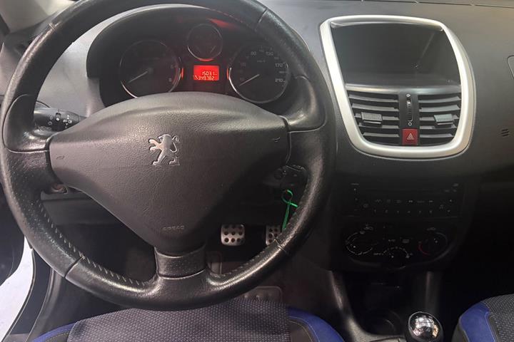 undefined Peugeot 206+ fra 2012