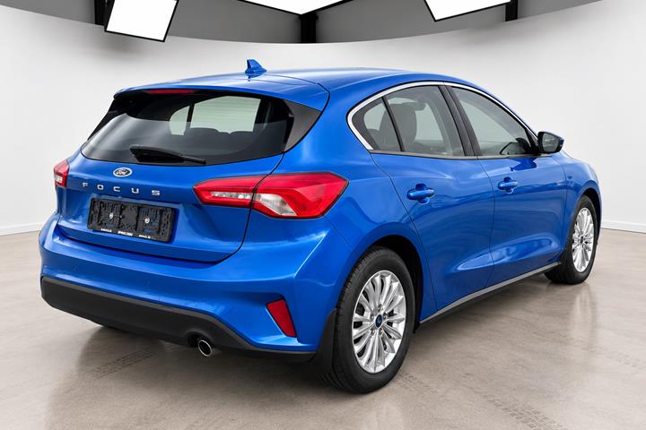Blå Ford Focus fra 2018