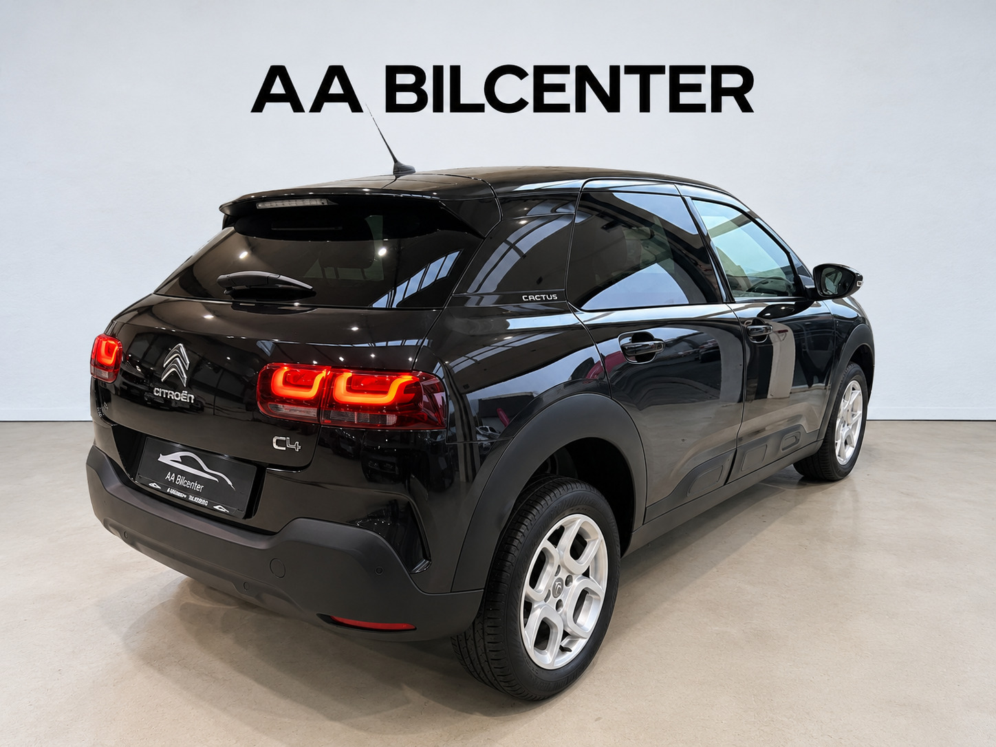 Sort Citroën C4 Cactus fra 2018