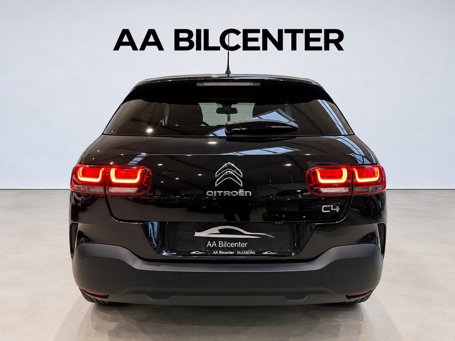 Sort Citroën C4 Cactus fra 2018