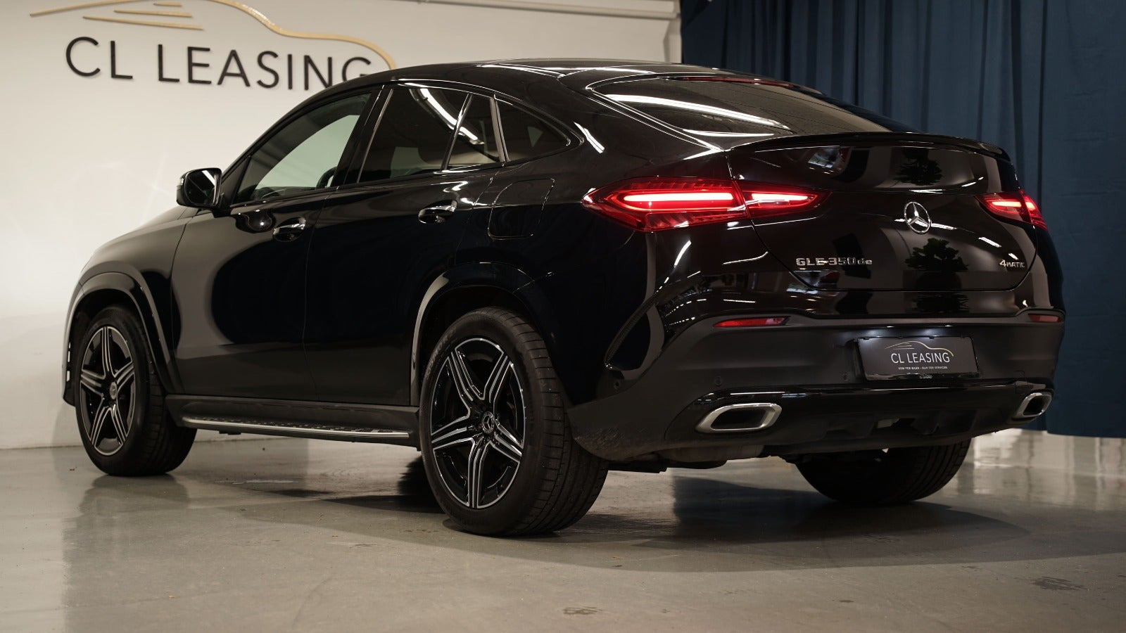 Sort Mercedes GLE350 de fra 2024