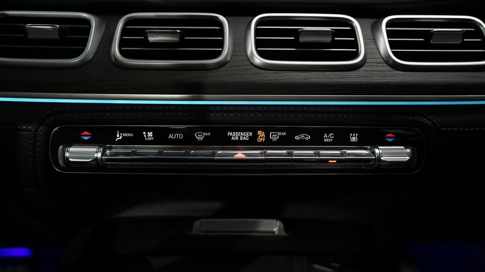 Sort Mercedes GLE350 de fra 2024