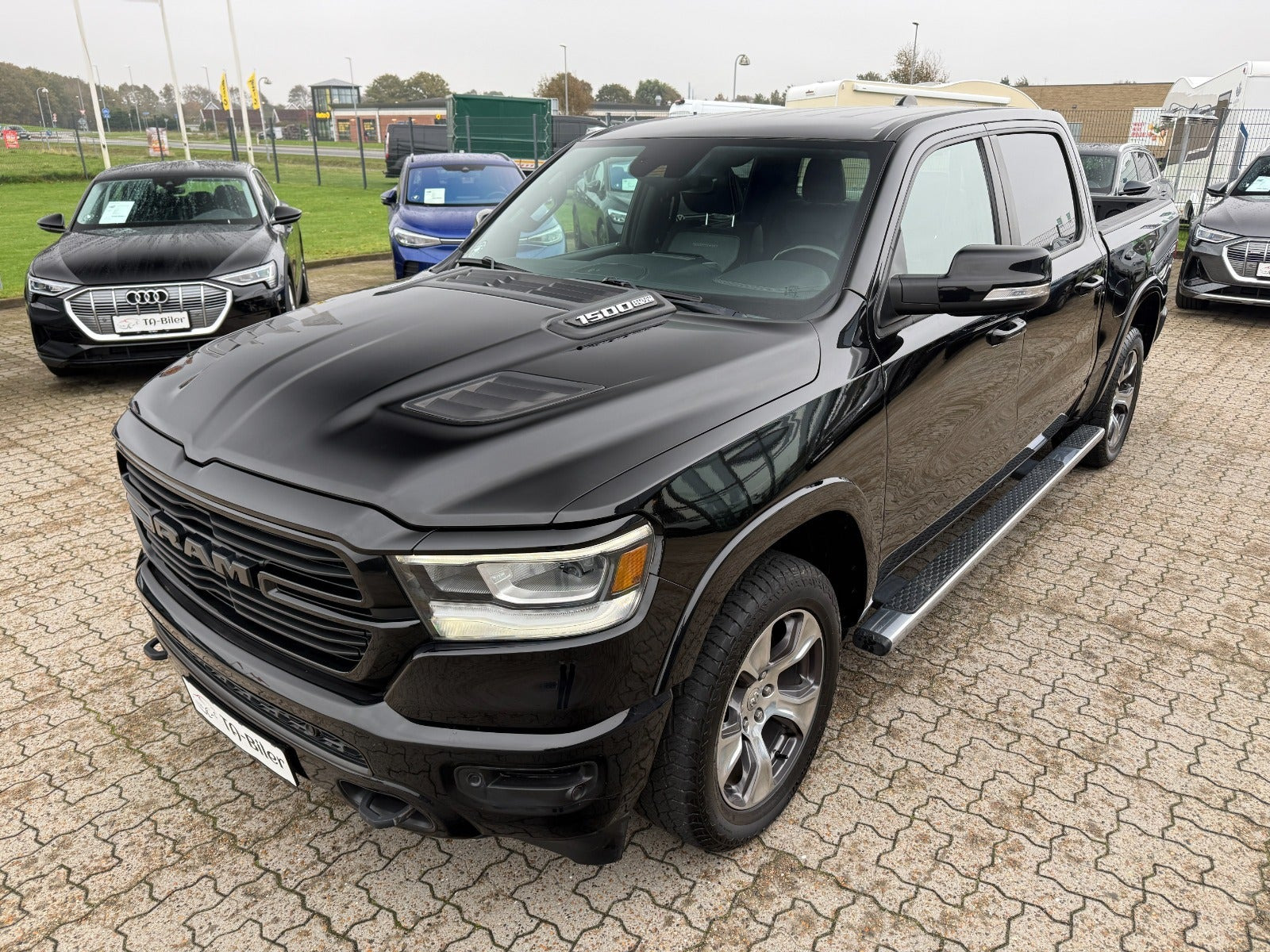 Sort Dodge RAM 1500 fra 2022