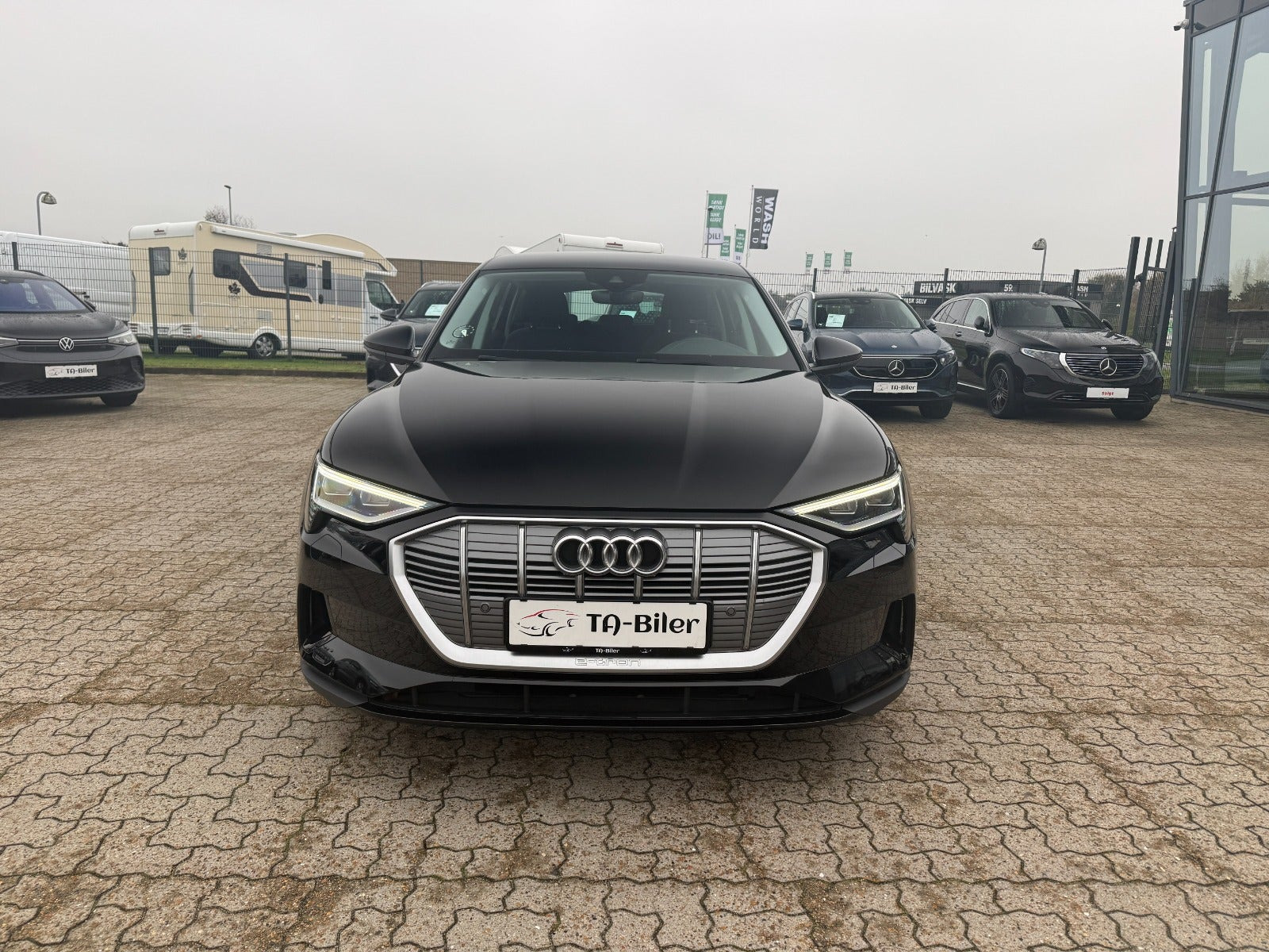 Sort Audi e-tron fra 2022