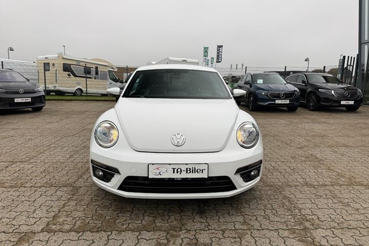 Hvid VW The Beetle fra 2015