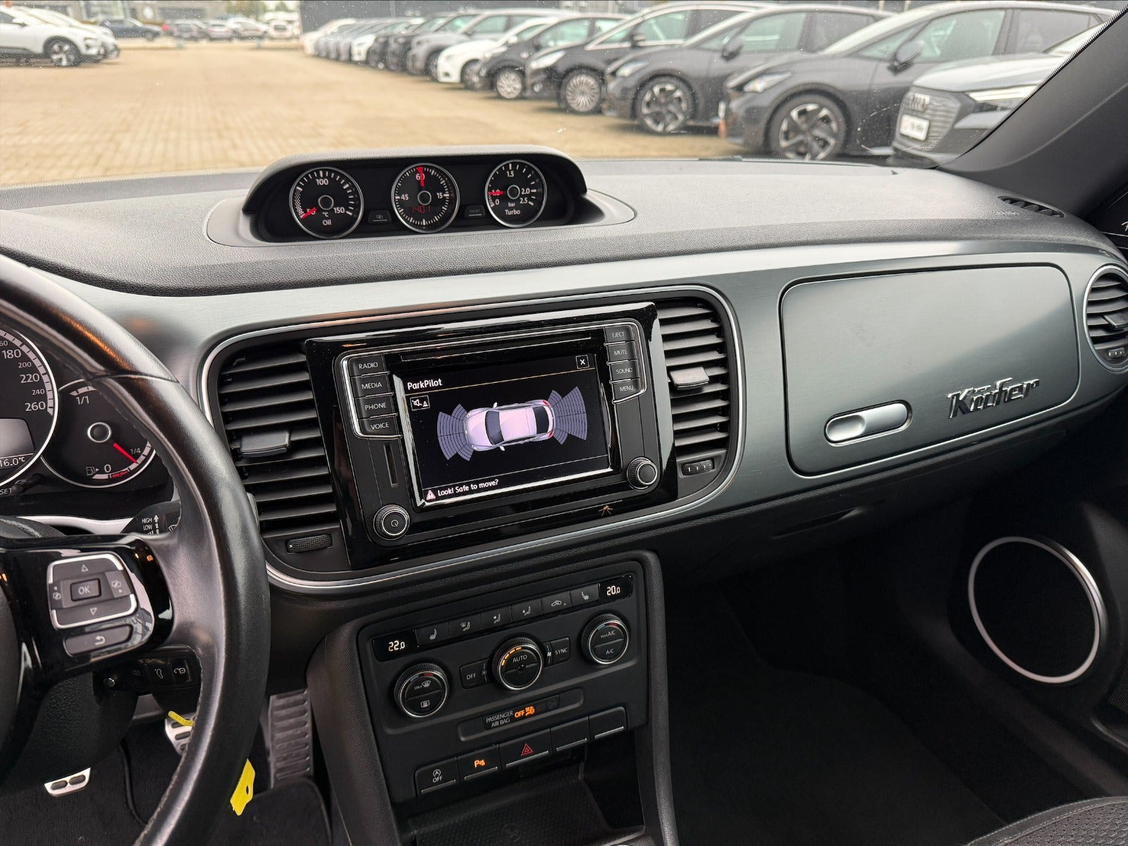 Hvid VW The Beetle fra 2015