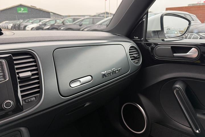 Hvid VW The Beetle fra 2015
