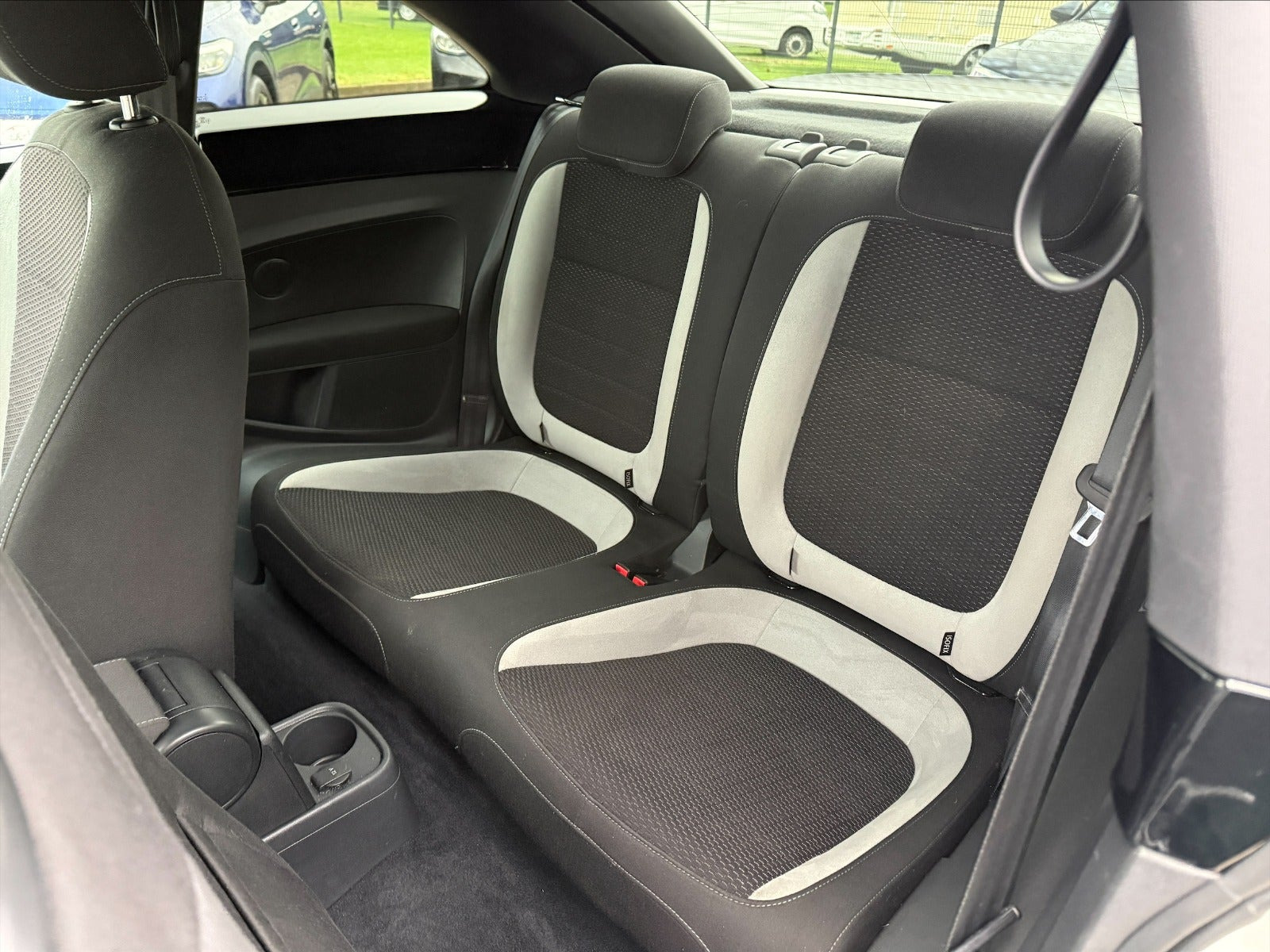 Hvid VW The Beetle fra 2015