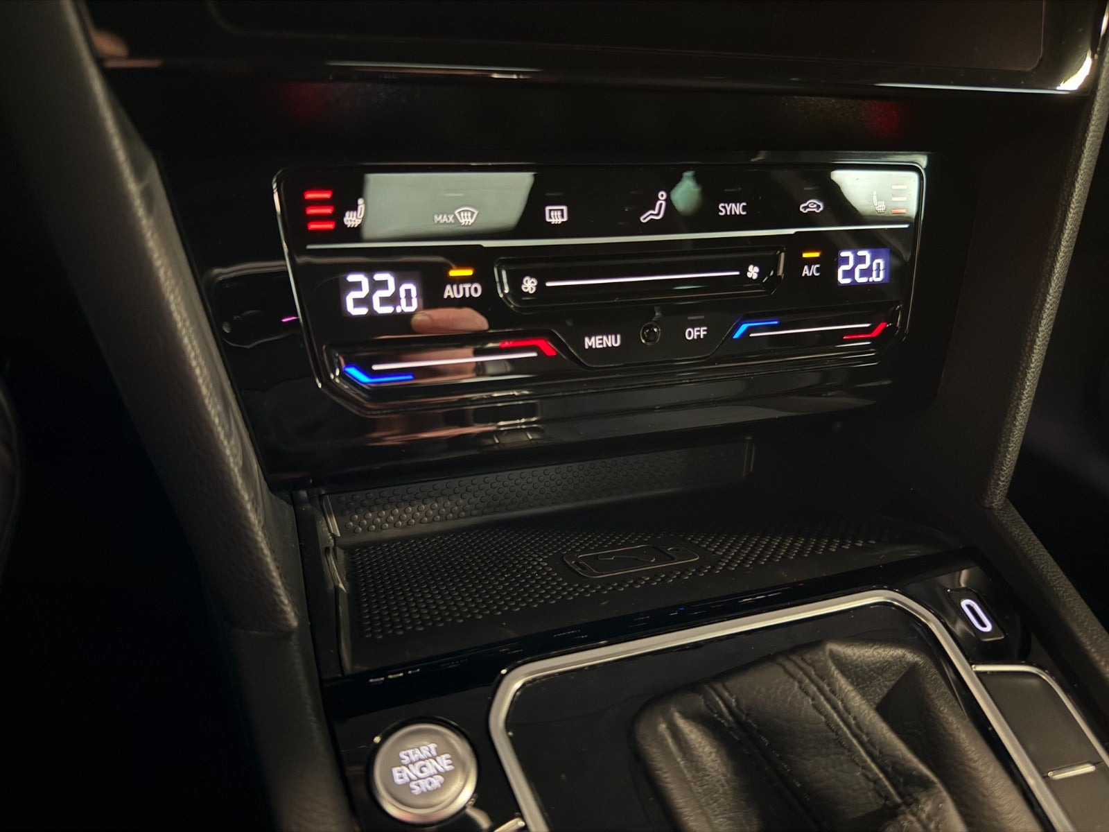 Sort VW Passat fra 2021
