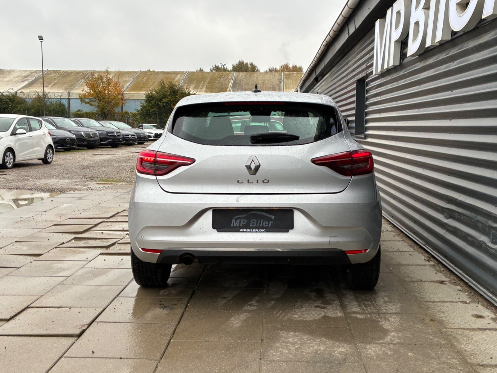 Sølv Renault Clio V fra 2020