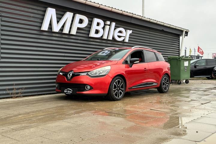 Orange Renault Clio IV fra 2014
