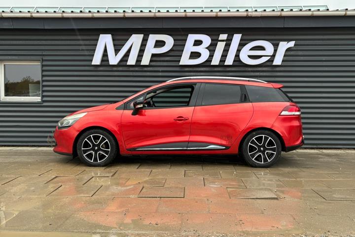 Orange Renault Clio IV fra 2014