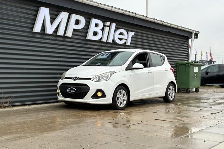 Hvid Hyundai i10 fra 2014