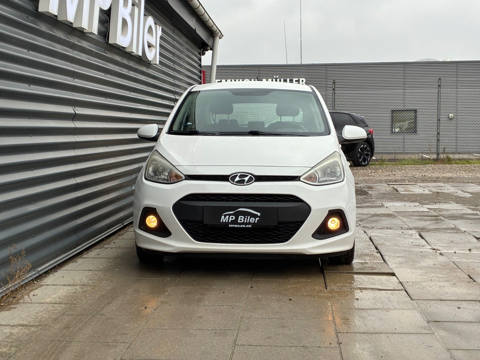 Hvid Hyundai i10 fra 2014