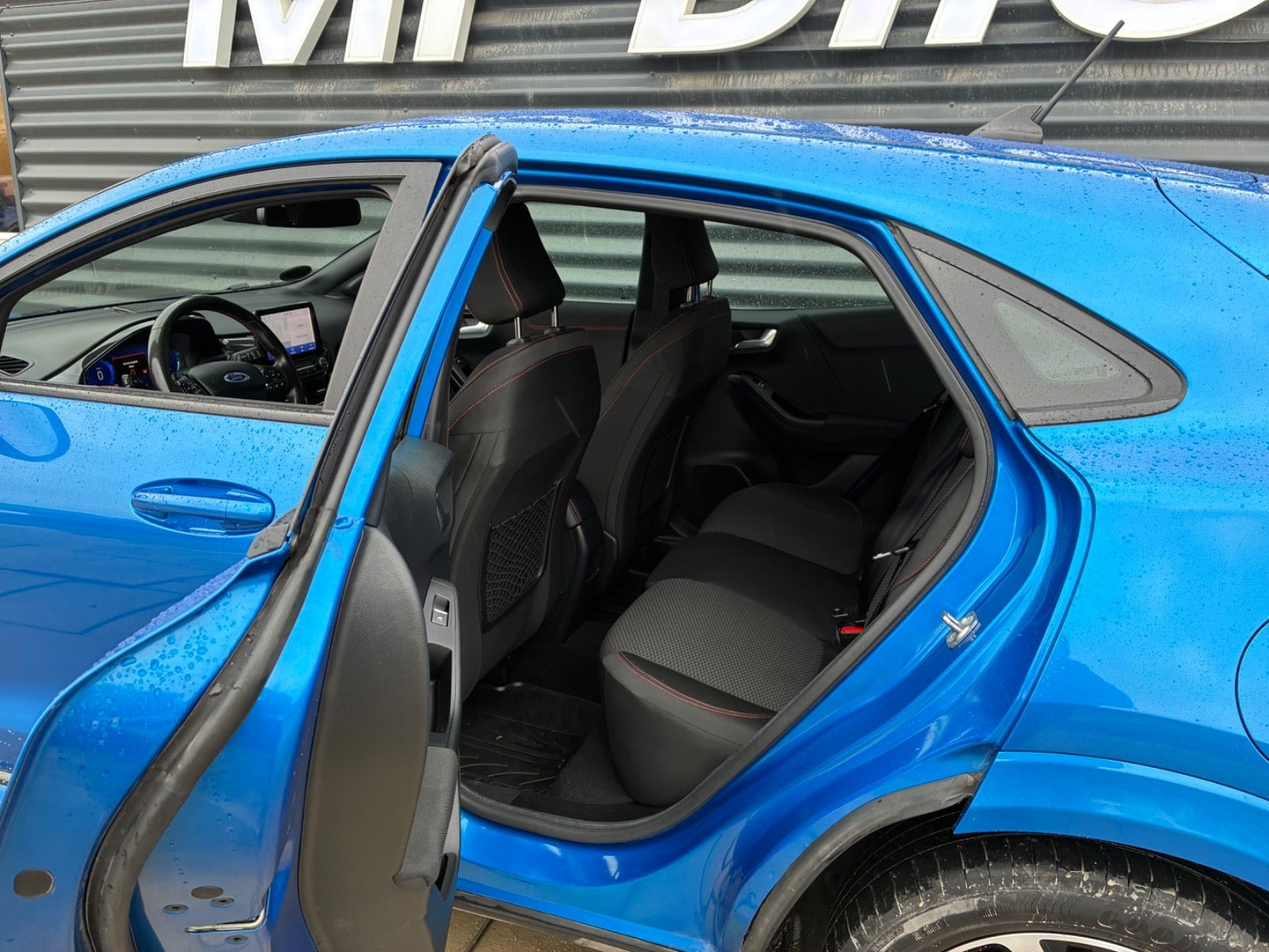 Blå Ford Puma fra 2020
